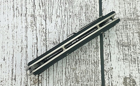 Складной нож "Амур": сталь - булатная; рукоять - G10