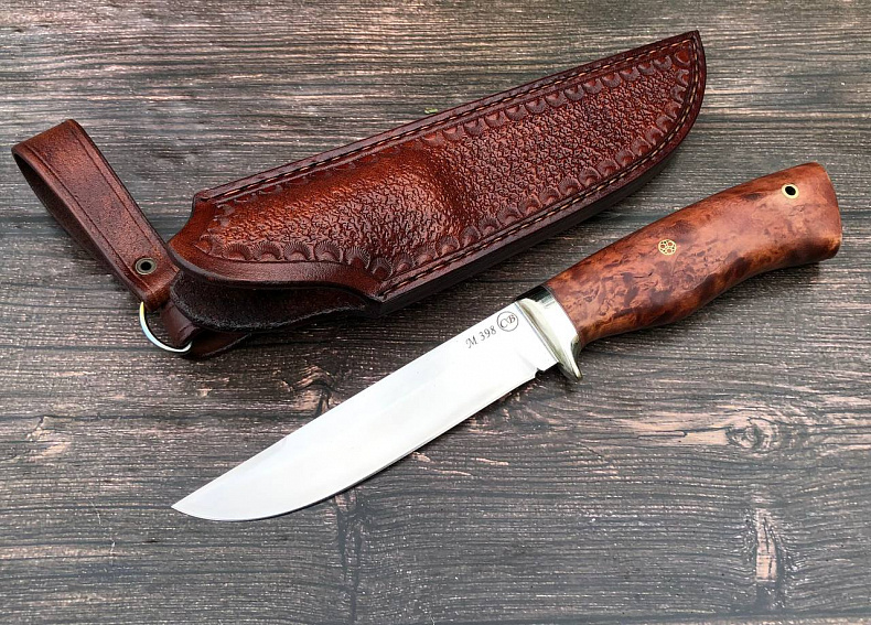 Нож "Глухарь": сталь - Bohler М398; рукоять - карельская береза,формовочные ножны